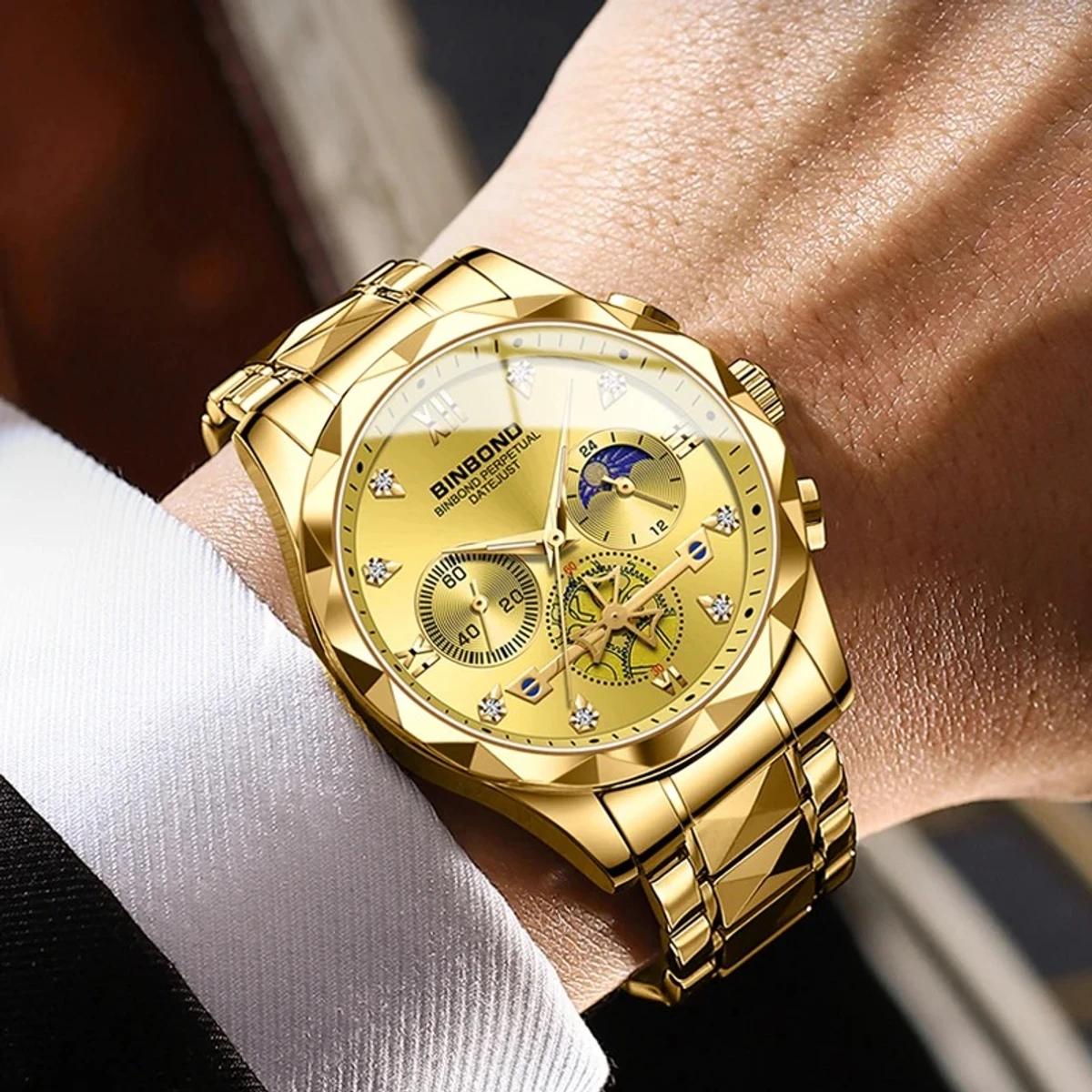 New Luxury Diamond Watch For Men Stainless Steel Waterproof Chronograph Luminous Date Business Sport Wristwatches- Golden